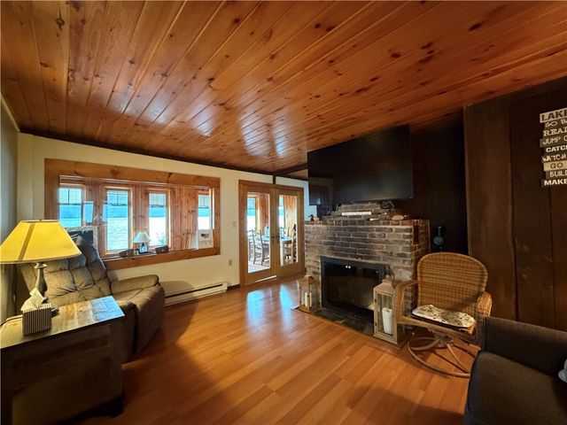 5535 Peach Orchard Point, Hector, NY 14841