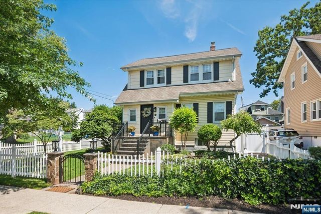 211 Walnut Avenue, Bogota, NJ 07603