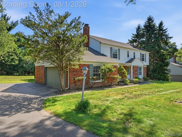 1609 Cider Mill Road, Bloomfield Hills, MI 48302