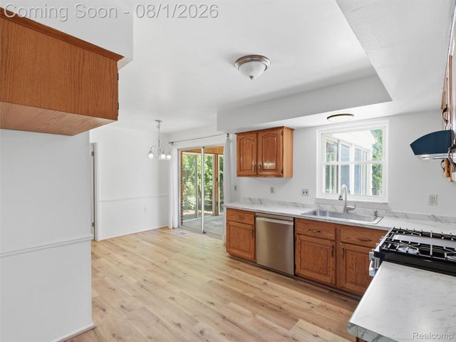 1609 Cider Mill Road, Bloomfield Hills, MI 48302