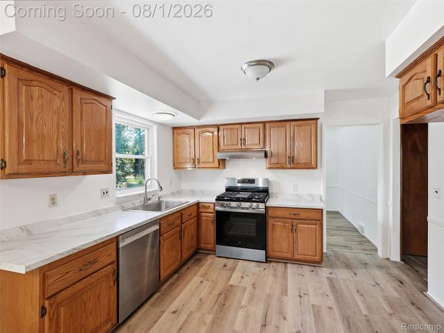 1609 Cider Mill Road, Bloomfield Hills, MI 48302