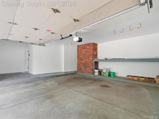 1609 Cider Mill Road, Bloomfield Hills, MI 48302