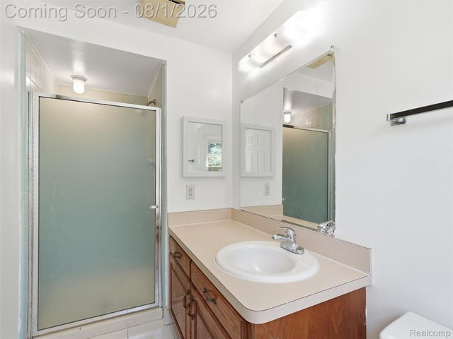 1609 Cider Mill Road, Bloomfield Hills, MI 48302
