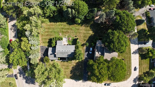 1609 Cider Mill Road, Bloomfield Hills, MI 48302