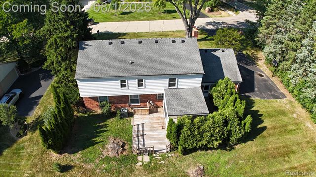 1609 Cider Mill Road, Bloomfield Hills, MI 48302