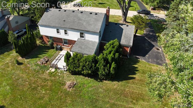 1609 Cider Mill Road, Bloomfield Hills, MI 48302