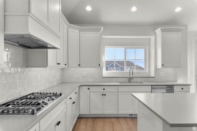 8687 S ROCK LAKE CT, West Jordan, UT 84081