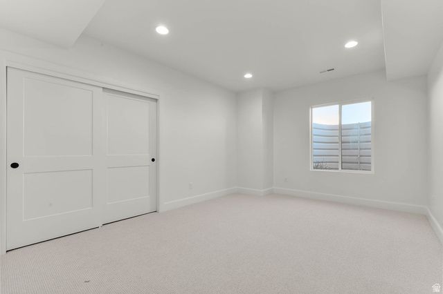 8687 S ROCK LAKE CT, West Jordan, UT 84081