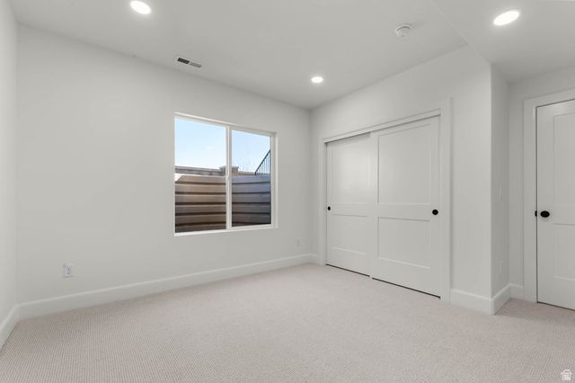 8687 S ROCK LAKE CT, West Jordan, UT 84081