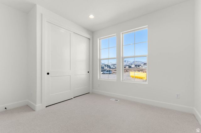 8687 S ROCK LAKE CT, West Jordan, UT 84081