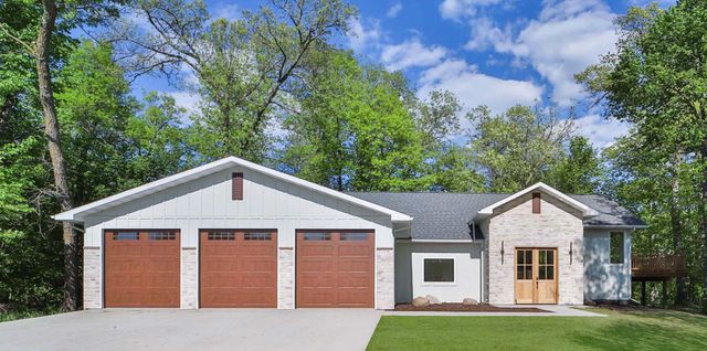 20482 Lord Road, Merrifield, MN 56465