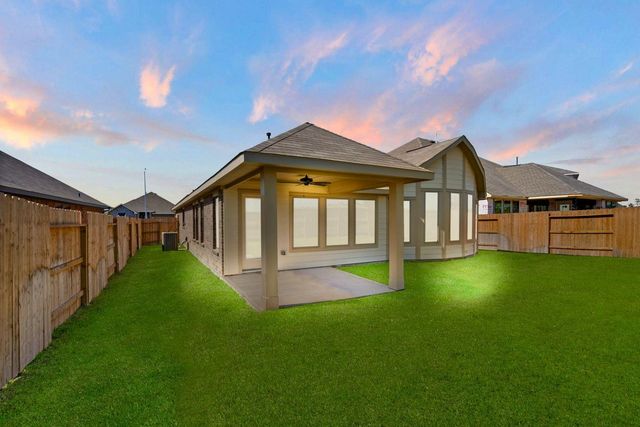 9157 Grand Jubilee Drive, Montgomery, TX 77316