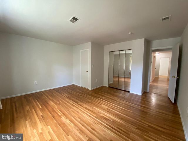501 SILVER CT, Hamilton, NJ 08690