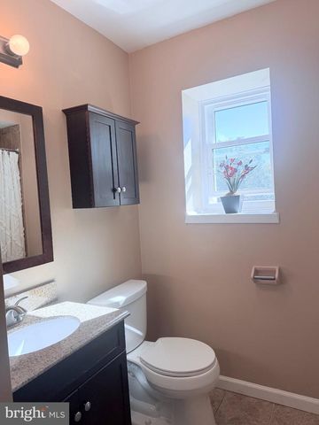 501 SILVER CT, Hamilton, NJ 08690