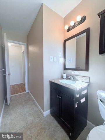 501 SILVER CT, Hamilton, NJ 08690