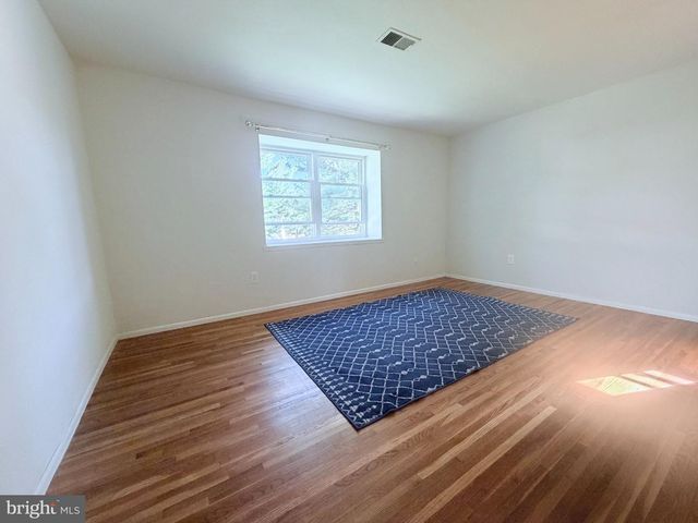501 SILVER CT, Hamilton, NJ 08690