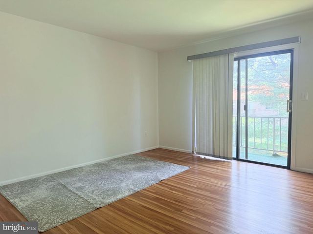 501 SILVER CT, Hamilton, NJ 08690