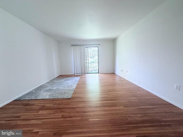501 SILVER CT, Hamilton, NJ 08690