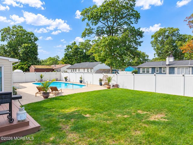 317 Alpine Street, Forked River, NJ 08731