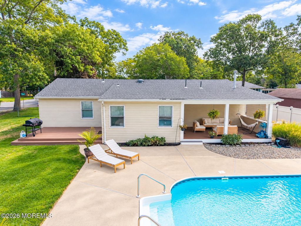 317 Alpine Street, Forked River, NJ 08731
