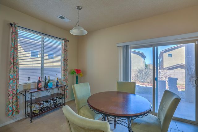 824 Zimina Drive NW, Albuquerque, NM 87120