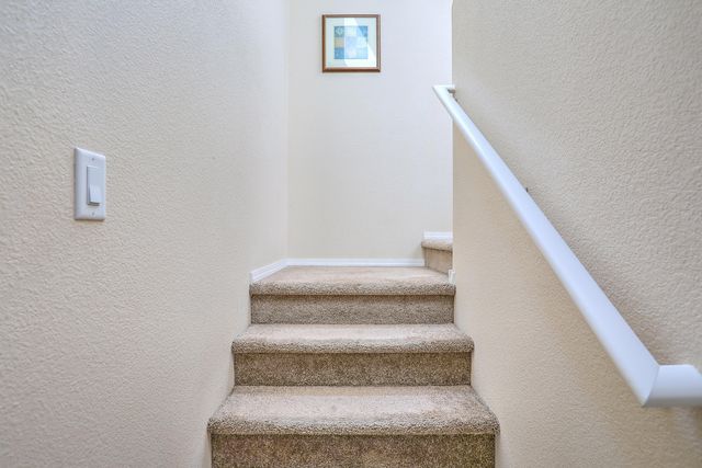 824 Zimina Drive NW, Albuquerque, NM 87120