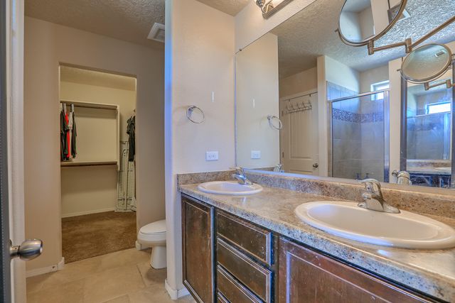 824 Zimina Drive NW, Albuquerque, NM 87120