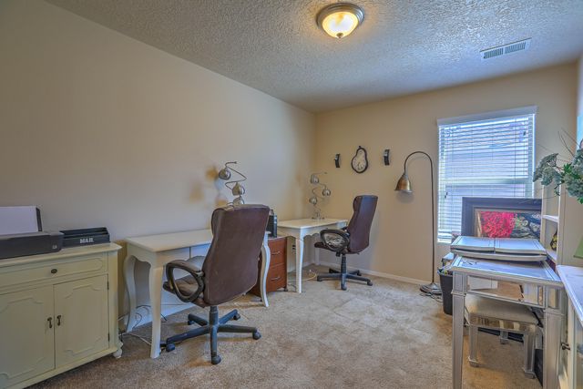 824 Zimina Drive NW, Albuquerque, NM 87120