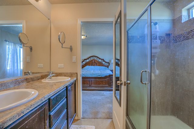 824 Zimina Drive NW, Albuquerque, NM 87120