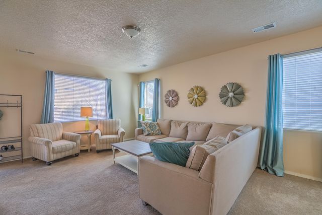 824 Zimina Drive NW, Albuquerque, NM 87120