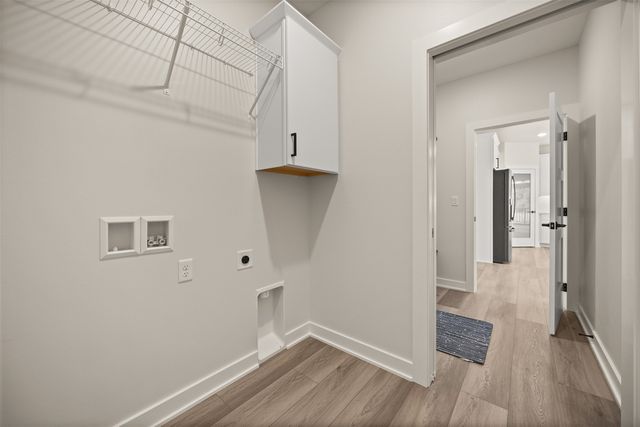 1376 S Lotus Place, West Des Moines, IA 50266