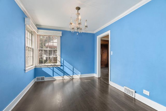 2930 N New England Avenue, Chicago, IL 60634