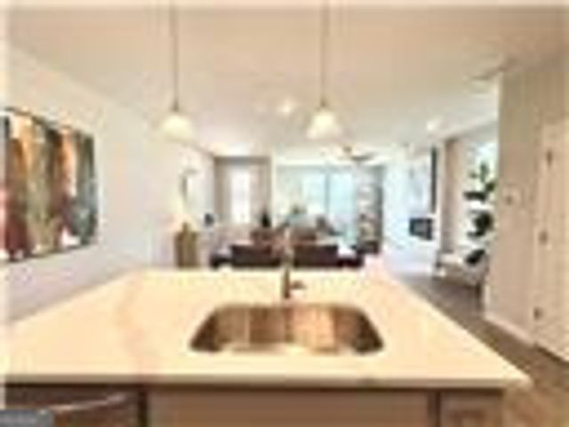 481 Crown Drive, Emerson, GA 30137