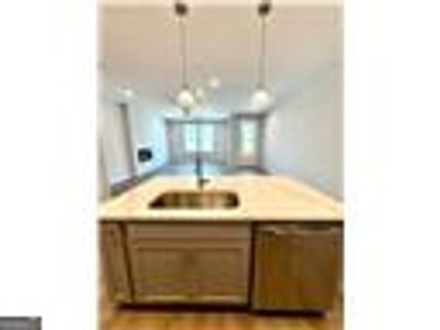 481 Crown Drive, Emerson, GA 30137