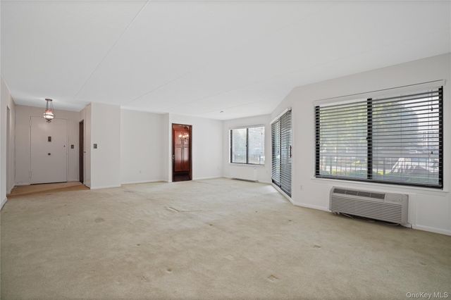 500 High Point Drive 403, Hartsdale, NY 10530