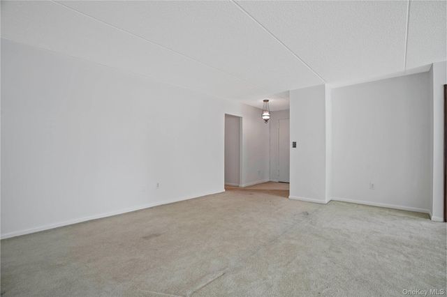 500 High Point Drive 403, Hartsdale, NY 10530