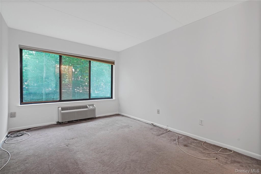 500 High Point Drive 403, Hartsdale, NY 10530 — photo 5