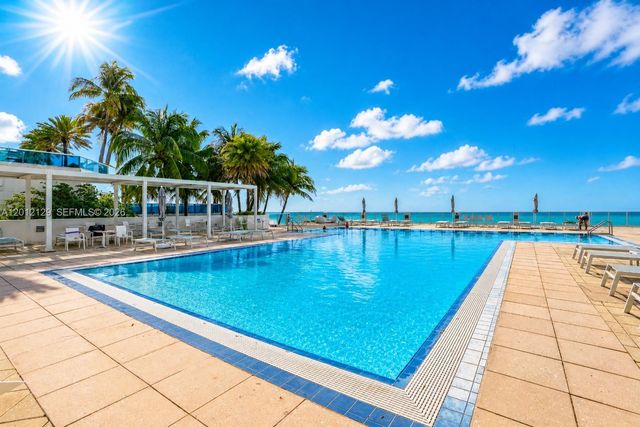 2751 S Ocean Dr 1805S, Hollywood, FL 33019