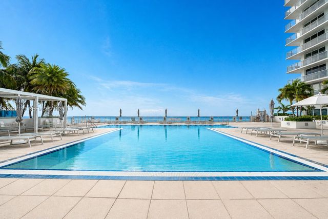 2751 S Ocean Dr 1805S, Hollywood, FL 33019