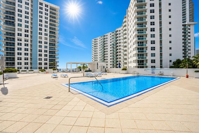 2751 S Ocean Dr 1805S, Hollywood, FL 33019