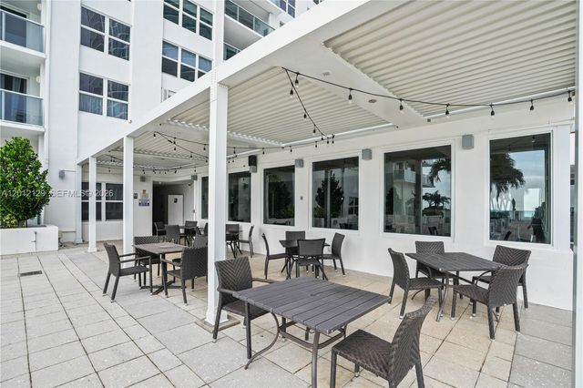 2751 S Ocean Dr 1805S, Hollywood, FL 33019