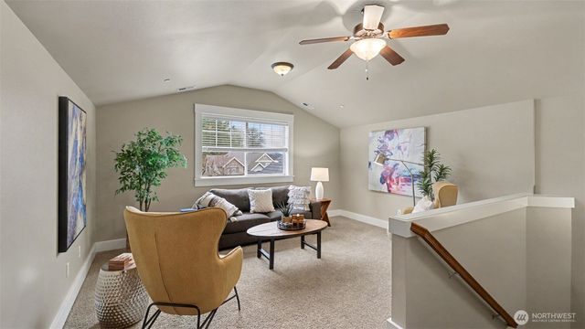 15557 SE 160th Place, Renton, WA 98058