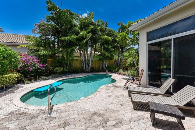 6685 NW 24th Terrace, Boca Raton, FL 33496