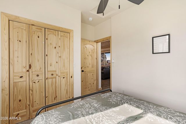 2718 Church Lane, Overgaard, AZ 85933