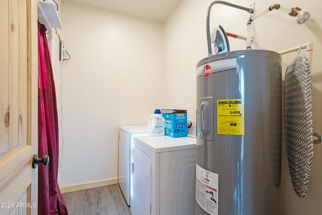 2718 Church Lane, Overgaard, AZ 85933