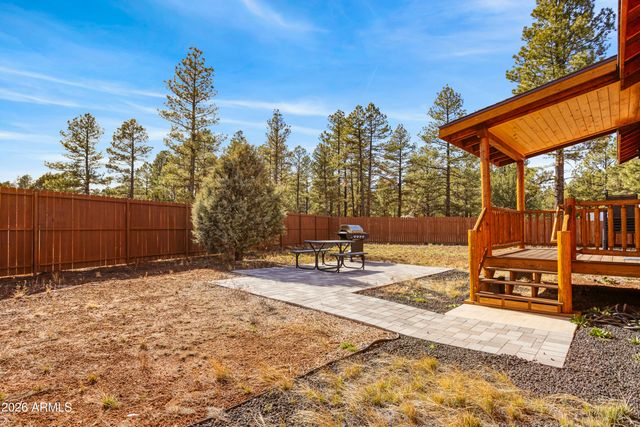 2718 Church Lane, Overgaard, AZ 85933