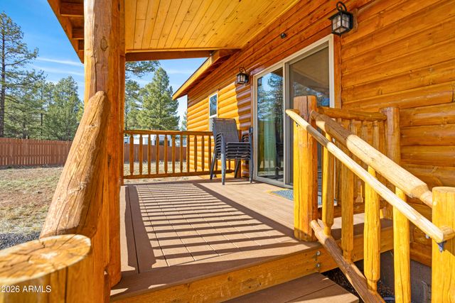 2718 Church Lane, Overgaard, AZ 85933