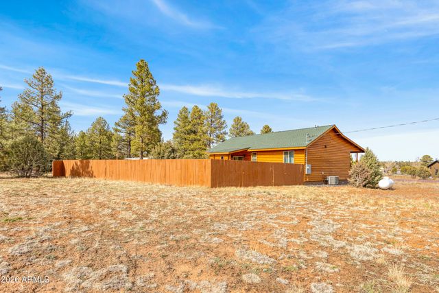 2718 Church Lane, Overgaard, AZ 85933