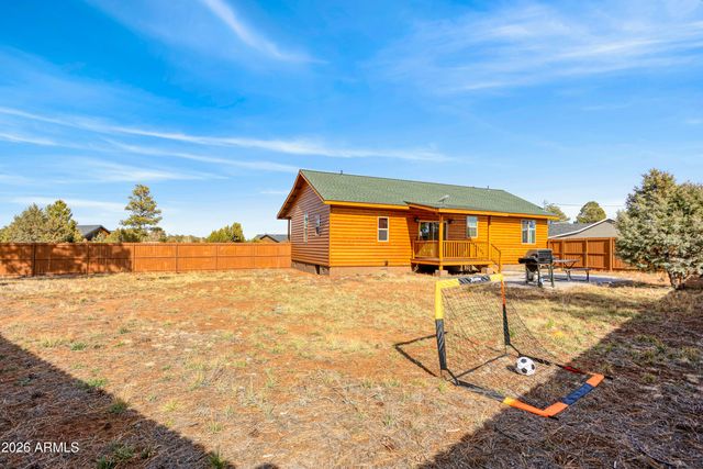 2718 Church Lane, Overgaard, AZ 85933