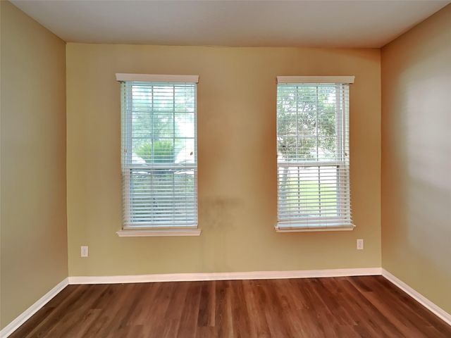 5718 Emerald Brook Lane, League City, TX 77573